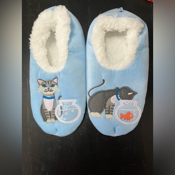 2x pairs of novelty Kitty slippers - Picture 4 of 4